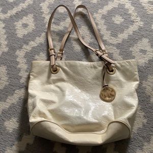 Micheal Kors soft leather purse